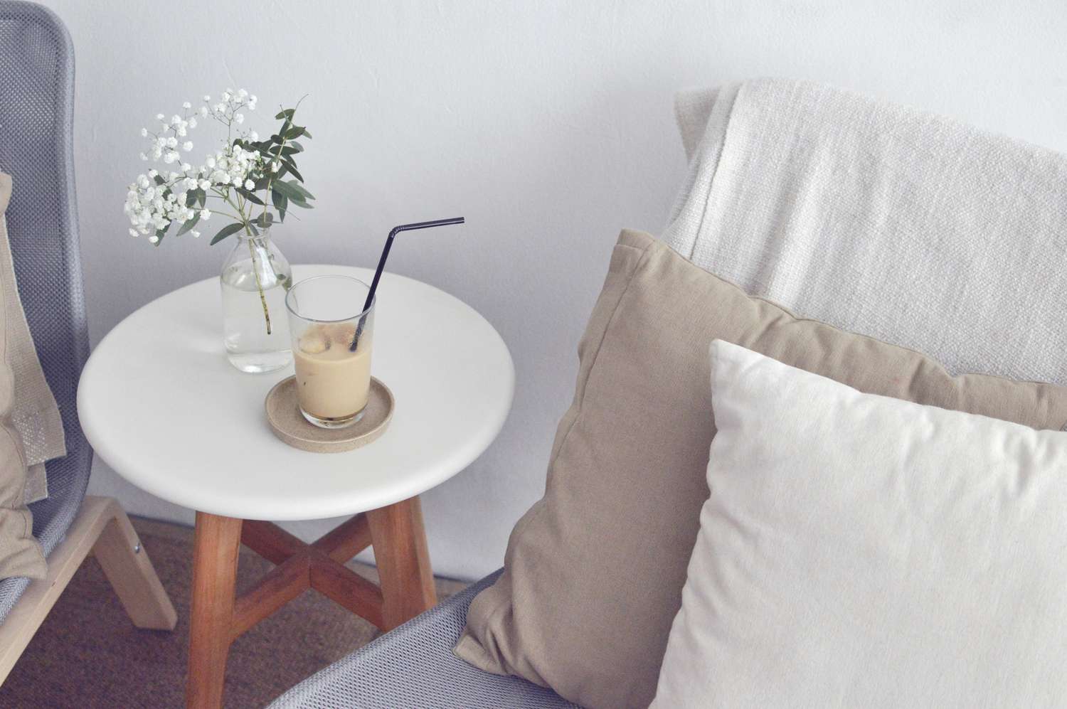 create a soothing bedroom with feng shui