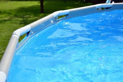 Solution Ingénieuse : Découvrez la Méthode Secrète pour Remplir Votre Piscine Même en Période de Restriction d'Eau