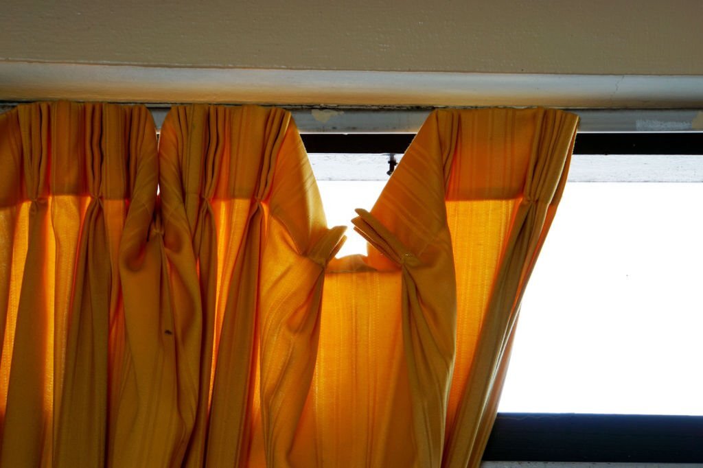 Astuce : Suspendez un drap mouillé devant la fenêtre pour lutter contre la canicule.