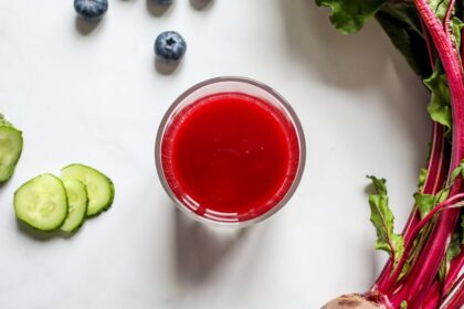 découvrez tout ce que vous devez savoir sur le radis, un légume racine délicieux et rafraîchissant, ses variétés, ses bienfaits et des idées de recettes surprenantes.