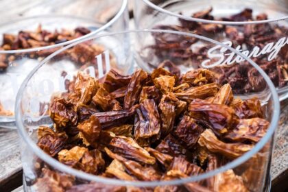 découvrez les techniques de préservation des aliments pour prolonger leur durée de vie et maintenir leur fraîcheur. apprenez des astuces pratiques de conservation, des recettes faciles et des conseils sur l'entreposage, afin de réduire le gaspillage alimentaire tout en préservant la qualité de vos aliments.