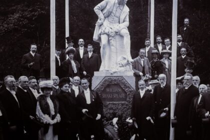 découvrez l'inauguration d'un événement exceptionnel qui marquera le début d'une nouvelle ère. rejoignez-nous pour célébrer cette étape importante, avec des discours inspirants, des performances captivantes et des rencontres inoubliables. ne manquez pas cette occasion unique de faire partie de l'histoire.