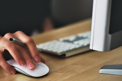 découvrez l'art du design à travers des tendances innovantes, des inspirations créatives et des conseils pratiques pour transformer vos espaces et projets. explorez comment le design peut enrichir votre quotidien et façonner vos idées.