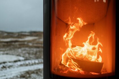 découvrez les meilleures solutions de chauffage pour l'hiver, alliant confort, efficacité énergétique et économies. préparez-vous à affronter les frimas avec des conseils pratiques et des astuces pour optimiser votre système de chauffage.