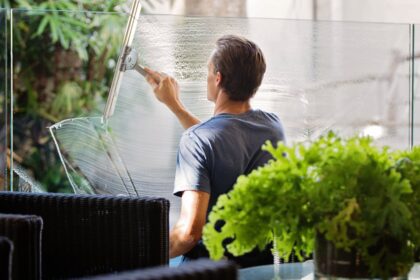 découvrez nos astuces et conseils pratiques pour un nettoyage efficace de votre maison. apprenez à choisir les meilleurs produits, à organiser vos tâches ménagères et à maintenir un environnement sain et propre.